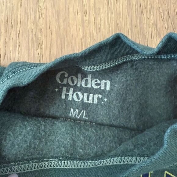 Urban Outfitters Golden Hour 1973 NYC Basketball Champs Sweatshirt, M/L, NWT - Picture 2 of 6